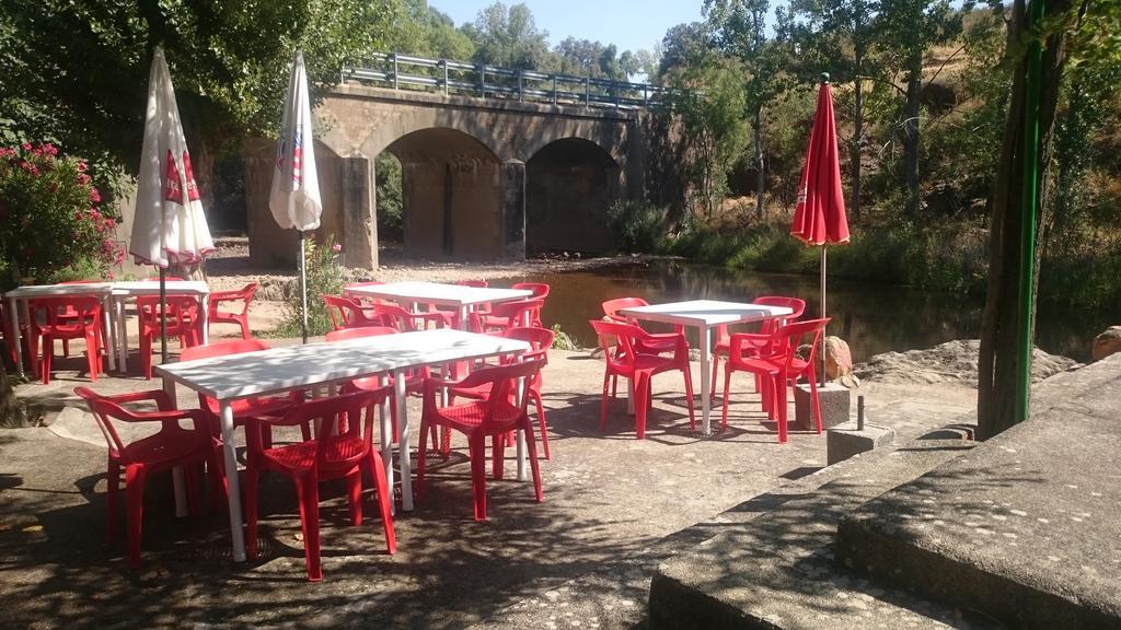 בית הארחה Los Navalucillos 	Casa De La Panaderia מראה חיצוני תמונה