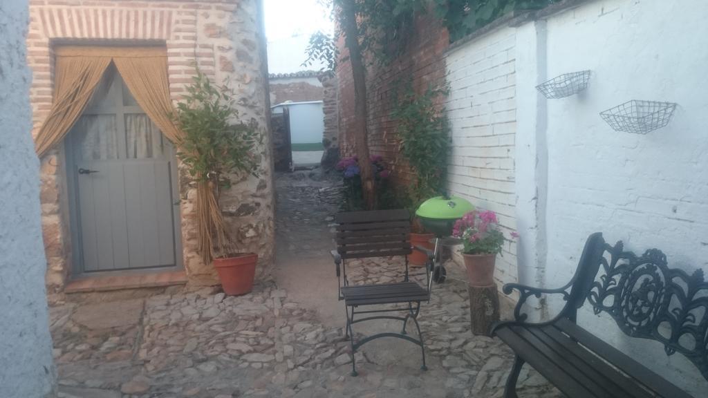 בית הארחה Los Navalucillos 	Casa De La Panaderia מראה חיצוני תמונה